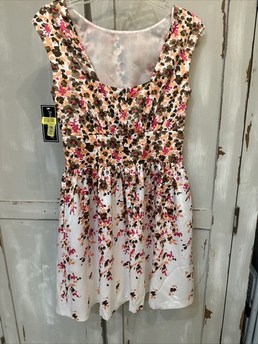 NWT Jessica Howard Sleeveless Floral Dress with Smocked Waist Size 6P - Picture 10 of 15