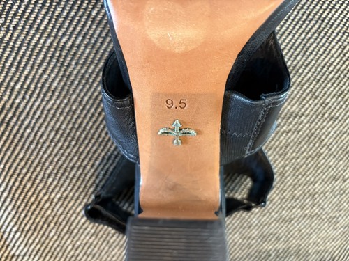 Pour La Victoire Echo Cut Out Black Leather Sandals Stacked Heel 9.5 Brazil - Picture 5 of 7