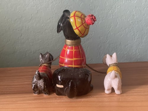 Vintage Black Scottie Dog Family - Father 5” and Two Chained Puppies 3” Japan - Imagen 3 de 9