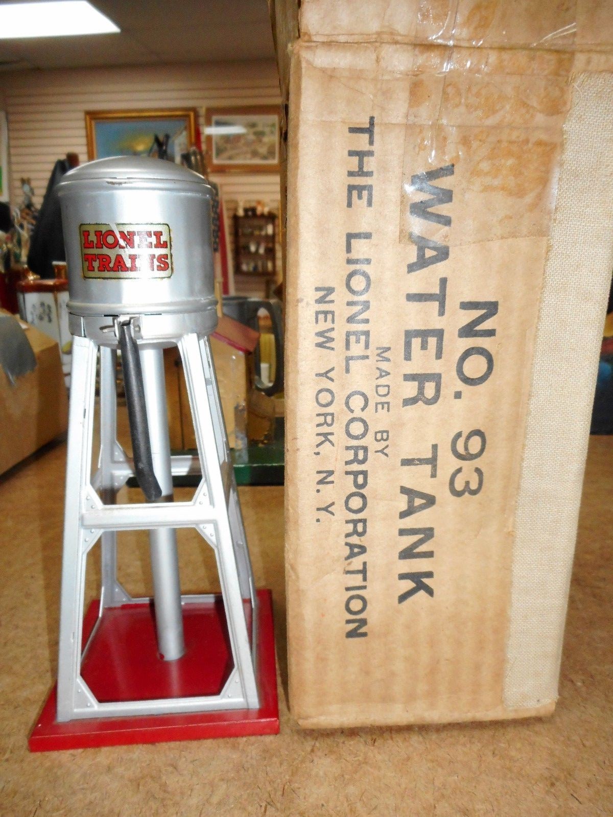 Antique Lionel Prewar no. 93 Water Water Water Tower in Box (1931-1942) 2c10a1 Antique Lionel Prewar no. 93 Water Water Water Tower in Box (1931-1942) 2c10a1