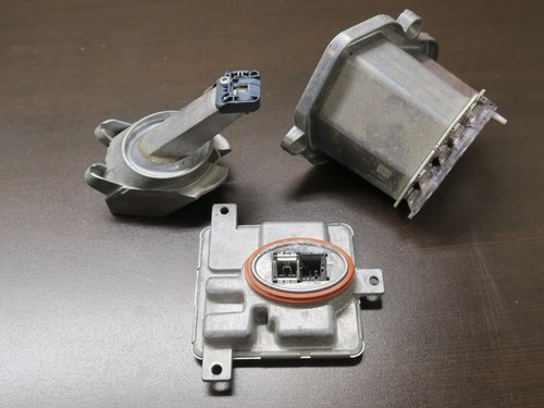 2011-2014 BMW F10 535i 550i 5-Series Left HID XENON Headlight Module Set OEM - Picture 12 of 14