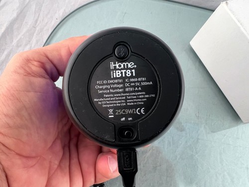 iHome Wireless Bluetooth Lautsprecher iBT81 mit Ladekabel - gebraucht - Bild 4 von 5