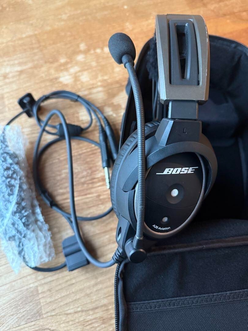 【極美品】BoseA20 aviation headset/Bluetooth付 Hobbs Flyer - Bose A20 Aviation Headset with Bluetooth