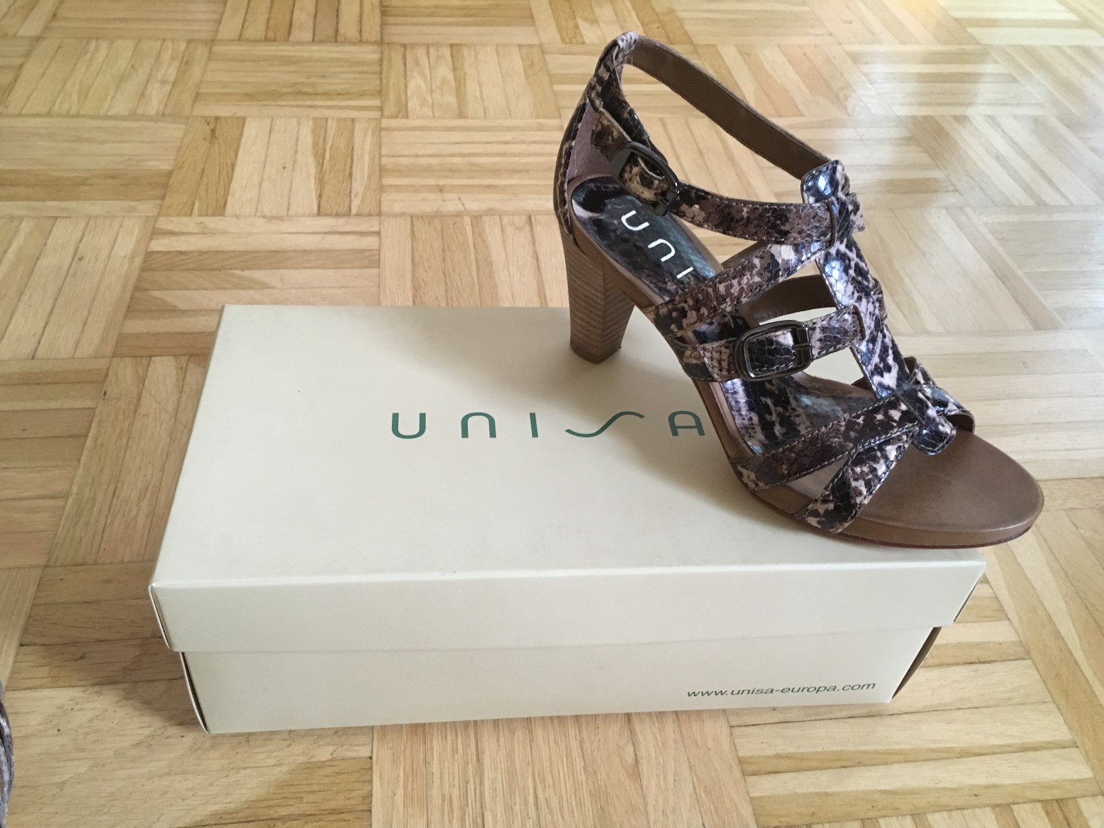 Unisa Sandale Pumps Tallo MB Matte Boa 36 NEU Schlangenleder-Optik Unisa Sandale Pumps Tallo MB Matte Boa 36 NEU Schlangenleder-Optik