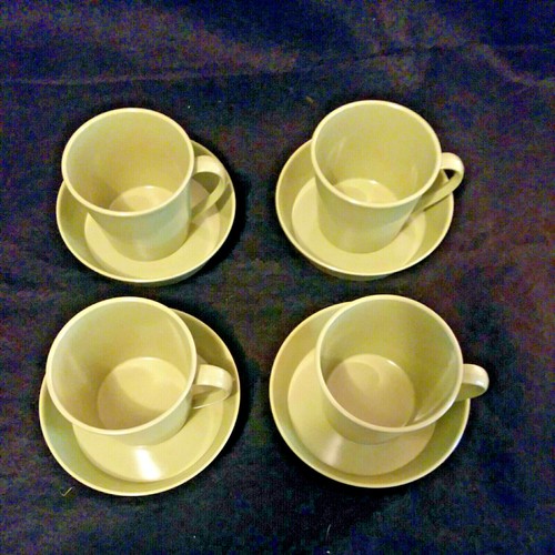 Vintage Green Melamine Cups & Bowls 8 Pcs - Coffee Camping Picnic UNBREAKABLE - Picture 2 of 5