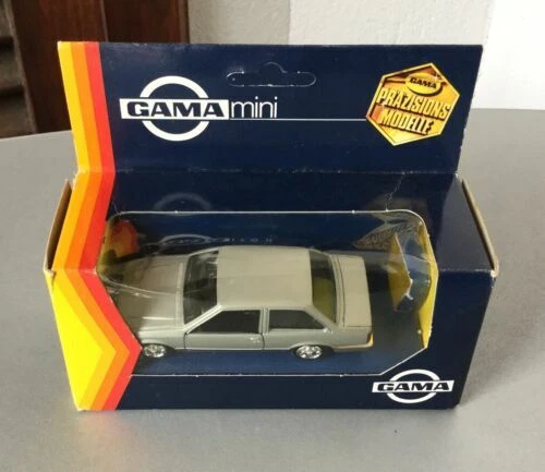 Limousine di modellismo statico scala 1:43 per Opel