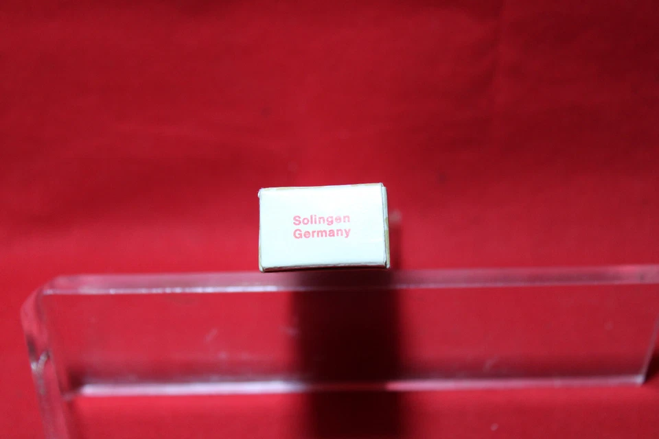 CUCHILLO GRÚA BESO ORIGINAL ALEMANIA NUEVO STOCK ANTIGUO KC0030 3 HOJAS INOXIDABLE Foto 4 de 4