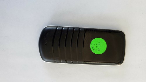 324.Samsung SGH-T105G Very Rare - For Collectors - Locked Tracfone Network - Picture 3 of 7