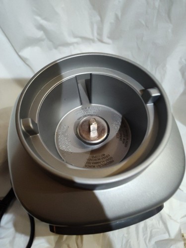 Frullatore Oster One touch (solo base) - Foto 4 di 8
