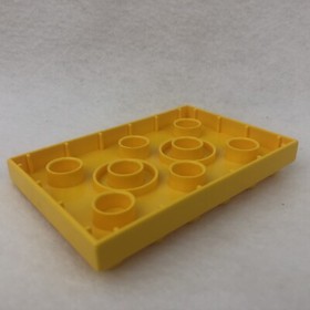 LEGO 31465 Yellow Duplo Tile, Modified 4 x 6 with Studs on Edge (x1)