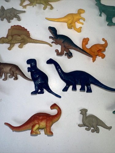 Small Dinosaur Prehistoric Figure Mixed Lot Plastic Rubber .5-2.5 Inch Lot Of 26 - Picture 5 of 15