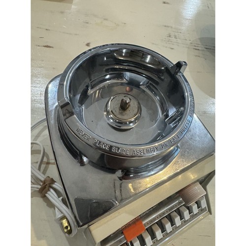 Osterizer Galaxie Dual Range Pulse Matic 16 Vintage Blender With Glass Pitcher - Picture 6 of 9