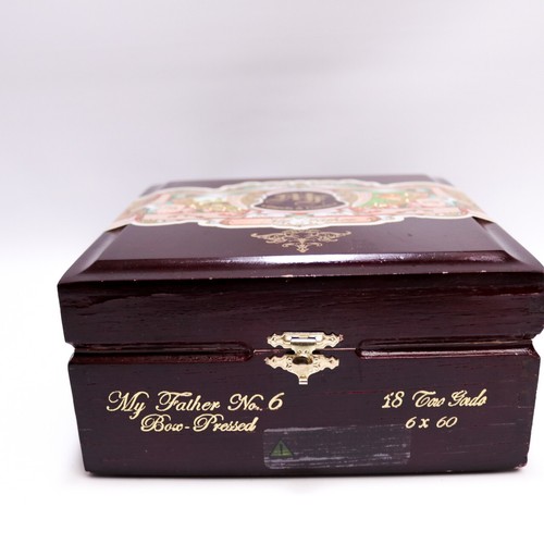 Mi Padre Toro Gordo No. 6 cajas de cigarros de madera vacías de 7" x 7" x 3,5" - Imagen 2 de 10
