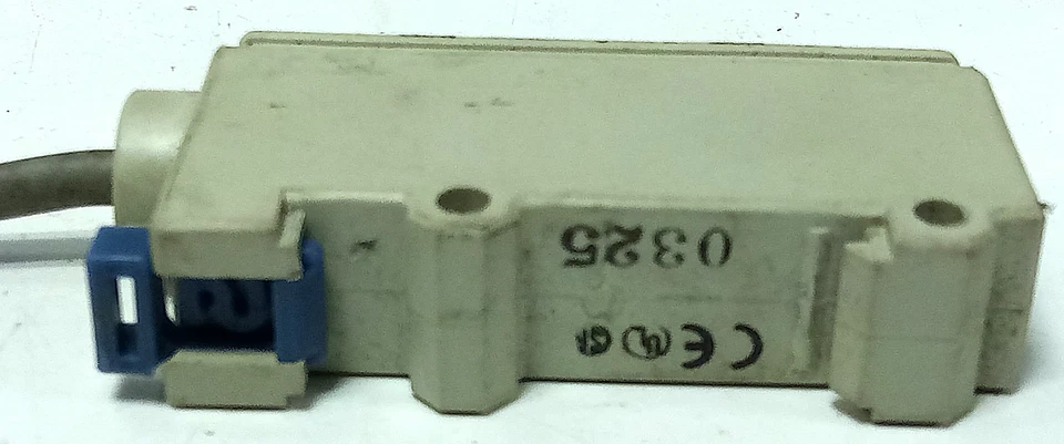 Telemecanique XUD-J003537 12-24 V DC Photoelectric Proximity Sensor - Image 3 of 4