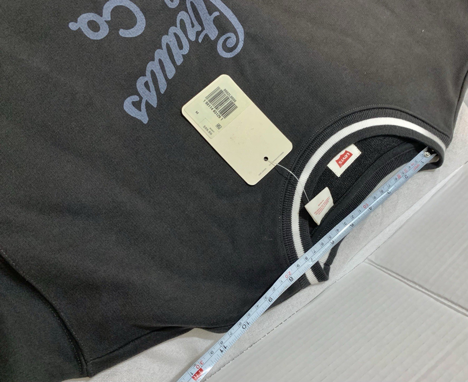 Levi's Women's Heritage Sport Logo Long-Sleeve Sweatshirt NWT. Cotton Medium thumbnail 6