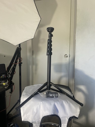 Amazon Basics  - Picture 1 of 6