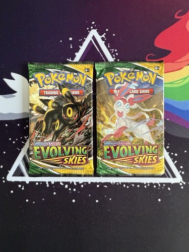 Pokémon TCG Sword & Shield Evolving Skies Booster Packs (2) Factory Sealed Neu