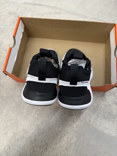 Size UK 5.5 - Nike Free RN Fk Black White Next Nature Running Trainers - Imagen 4 de 6