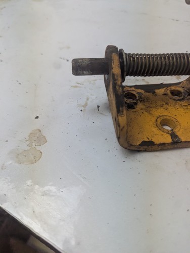 Cub Cadet 1863 54" 324 Mowing Deck Rear Left Hanger Bracket - Picture 6 of 8
