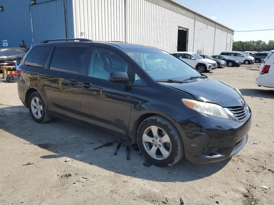 Driver Left Air Bag Driver Knee Fits 15-20 SIENNA 2996491 - Изображение 2 из 4