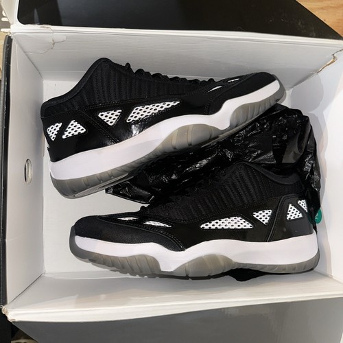 Jordan 11 Retro Low IE - Artesanal Negro/Negro/Blanco - 919712-001 - Hombre talla 10.5