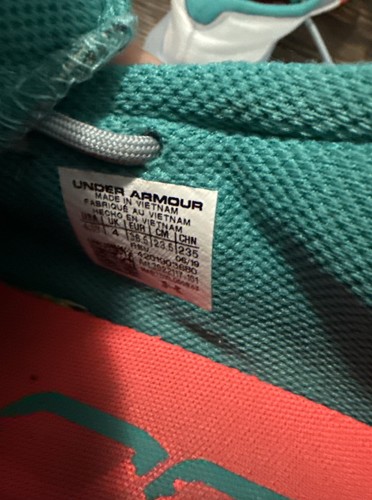 Under Armour Steph Curry 3ZERO Basketball Sz 4.5 Youth 3022117-101 Gray Teal - Picture 6 of 7