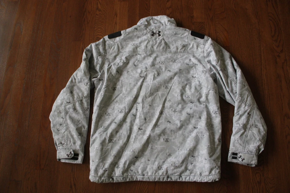 Preowned Great Under Armour Mens Jacket digital Arctic Snow Camo Rare L coat - Image 4 of 4