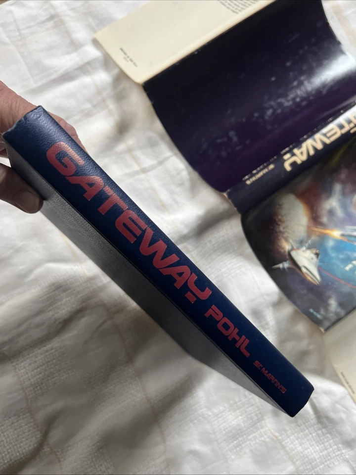 Gateway Frederik Pohl Hardcover Book Club Edition Dust Jacket HC 1977 Sci-Fi !!! - Image 3 of 4