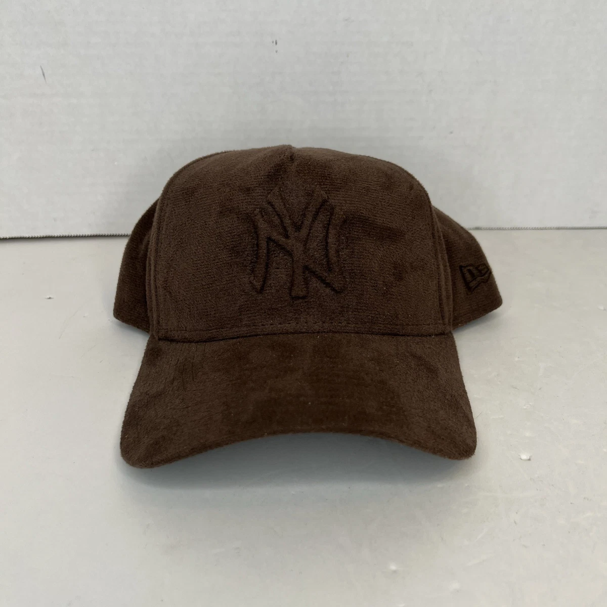 New Era New York Yankees Brown MLB Fan Apparel & Souvenirs 