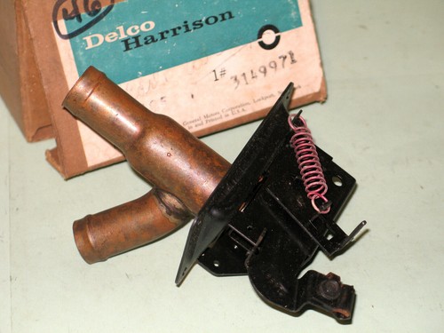 1961-1962 Pontiac Tempest NOS heater water valve 3149971 - Picture 2 of 6
