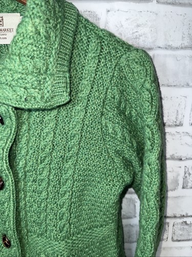 Aran Sweater Market 100% Merino Wool Green Cardofan Sweater Youth Ages 8/11 - Picture 3 of 6