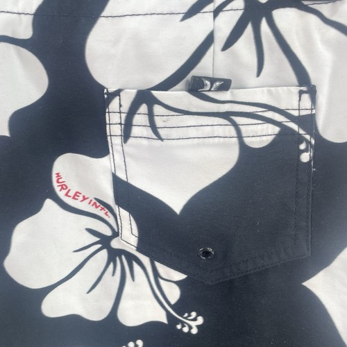 Hurley Herren Boardshorts, Größe 5, W30, Blumenmuster, schwarz-weiß - Bild 9 von 14