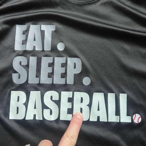Under Armour and Baseball Quarter Zip Pullover & Graphic Athletic Shirt Bundle - Picture 11 of 13
