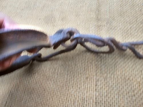 ANTIKE GEFÄNGNISFESSELN GEFÄNGNIS GEFANGENE BEINSCHELLEN FESSELN BEIN EISEN URALT SCHLOSS - Bild 10 von 17