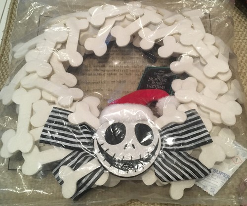 NWT DISNEY NIGHTMARE BEFORE CHRISTMAS WREATH JACK SKELLINGTON SANTA CLAUS RARE - Picture 2 of 5