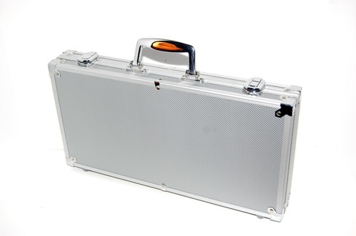 Bodog.com 300 Poker Chip, Cards & Dice Set W/Aluminum Case | LTD. ED. | Sealed - Picture 2 of 9