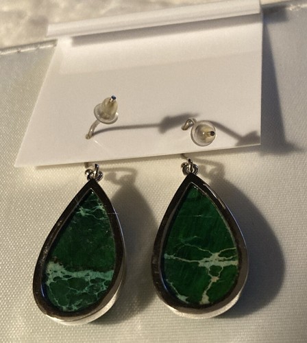 Iris & Lily .925 Sterling Silver Genuine Green Agate Teardrop Earrings-NEW! - Picture 5 of 5