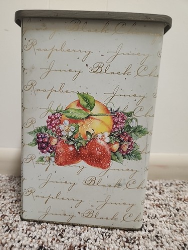 Knotts Berry Farm Shortbread Cookie Tin - Picture 4 of 9