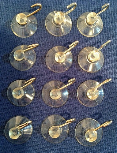 Mini 3/4” Clear Suction Cups with Metal Hook in lots of 12 Stained Glass Craft - Picture 2 of 2