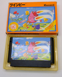 コナミ　ザベスト　ツインビー Amazon.com: Twinbee Portable (Konami the Best) [Japan Import