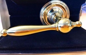 Polished-Brass-Privacy-Door-Handle-Bath-amp-Bedroom-Doors-Lever-Right-or-Left
