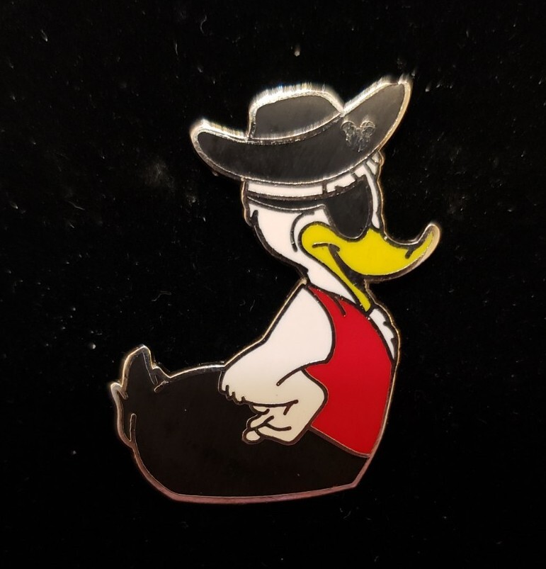 Disney Pin Donald Duck Pirate 2007