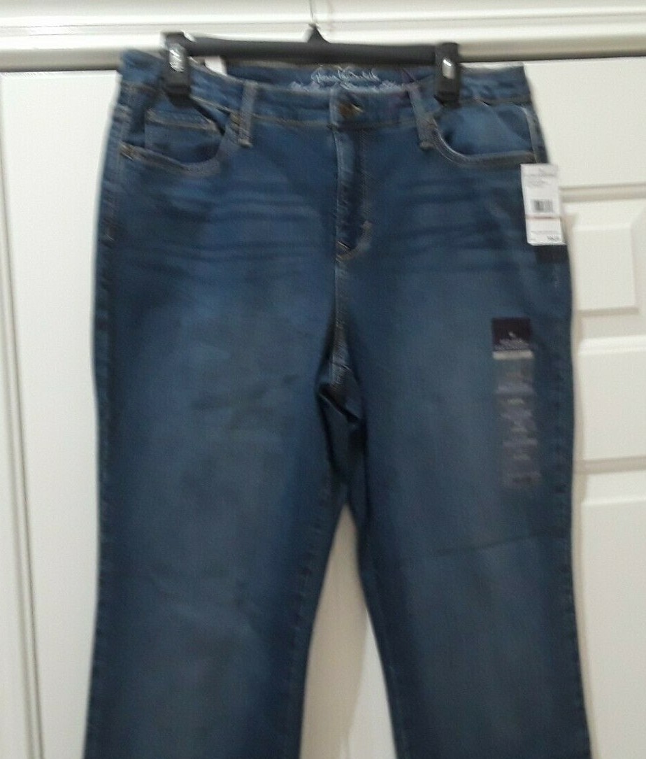 Picture 3 of 25