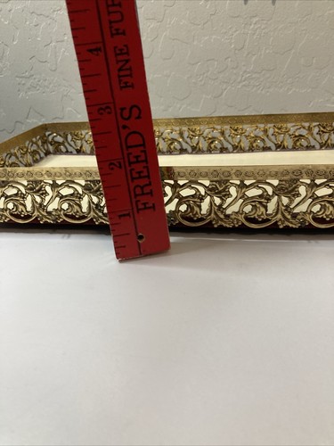 Vintage Gold Patina Filigree Hollywood Regency Ornate Tissue Box Holder Footed - Picture 23 of 24