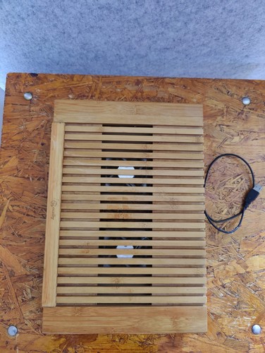 Macally EcoFan Bamboo Laptop Stand With USB Fans - Photo 2/3