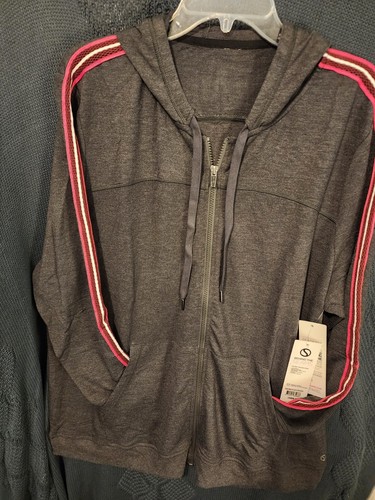 Women's Hoodie, NWT, SIZE 1X - Picture 3 of 8