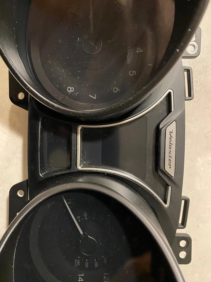 2012-2014 Hyundai Veloster Speedometer Instrument 71K Miles Cluster 94011-2V331 - Imagem 4 de 4