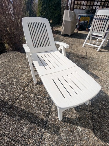 Sonnenliege Klappbar Weiß mit Auflage – Gartenliege Strandliege Plastik Liegestu - Bild 5 von 8