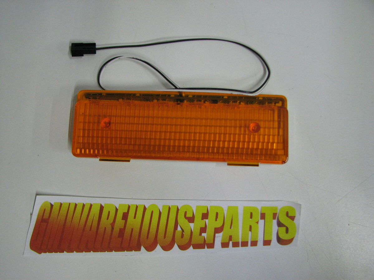 2003-2009 TOPKICK KODIAK MIRROR LAMP LIGHT NEW GM # 88943618 2003-2009 TOPKICK KODIAK MIRROR LAMP LIGHT NEW GM # 88943618