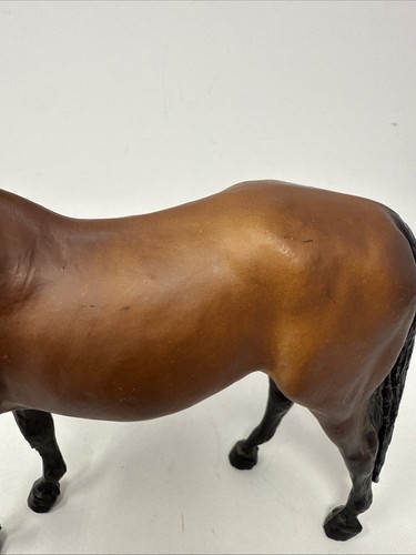 Breyer Classic Horse Jet Run Dark Red Chestnut - Picture 5 of 8
